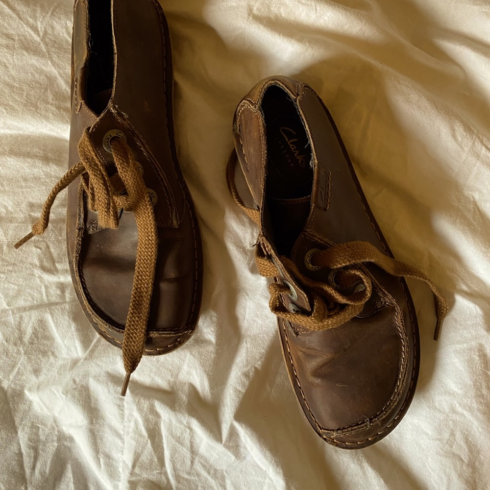 Size 8.5 leather Clark’s